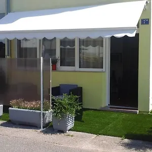 https://studio-bi.in-istria.net