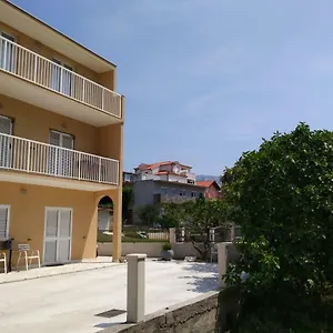 Apartment Filip Vedran, Split
